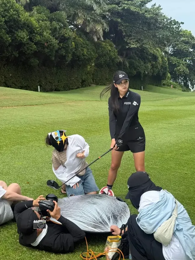 박혜준 프로 | 스태프들의 열정 속에서 탄생한 역대급 8등신 비율 | 사진=박혜준 인스타그램