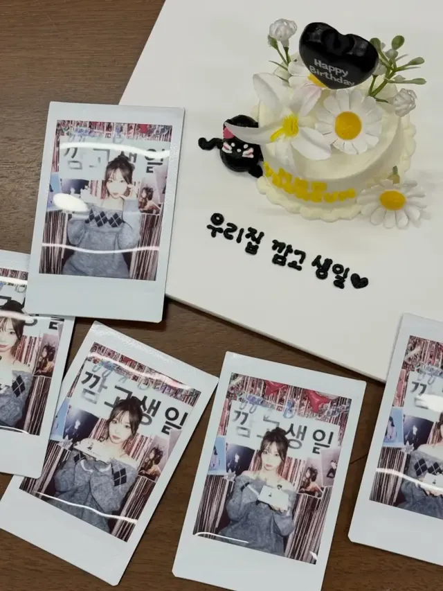 꽃다발에 파묻힌 여름 | 누가 꽃인지 구분이 안 가는 