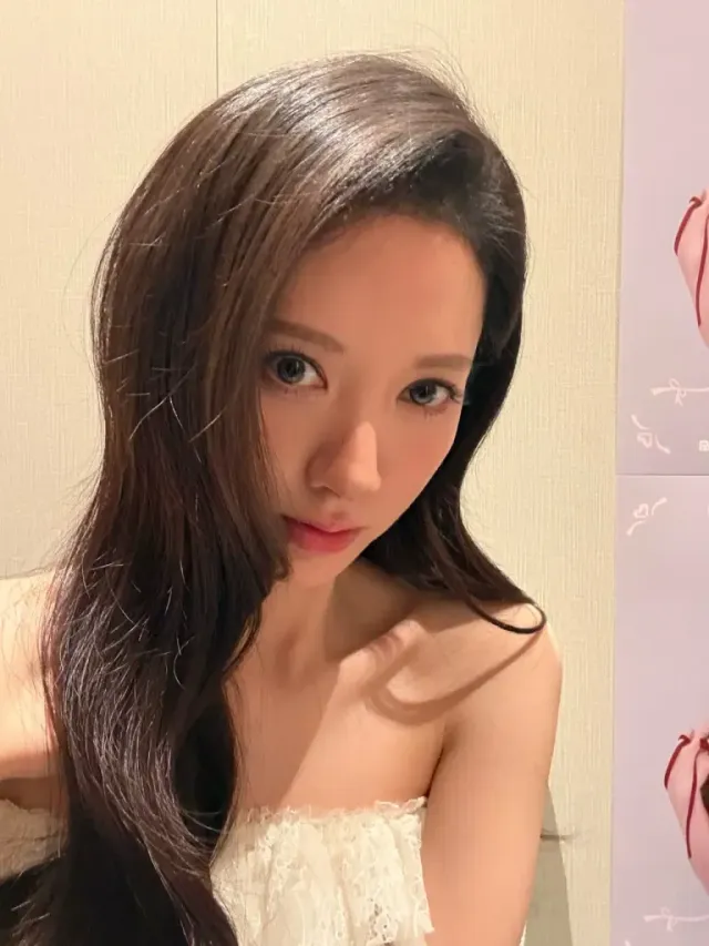 클로즈업 샷의 김지연 | 렌즈랑 밀당 중? 눈 마주치면 입덕 확정인 