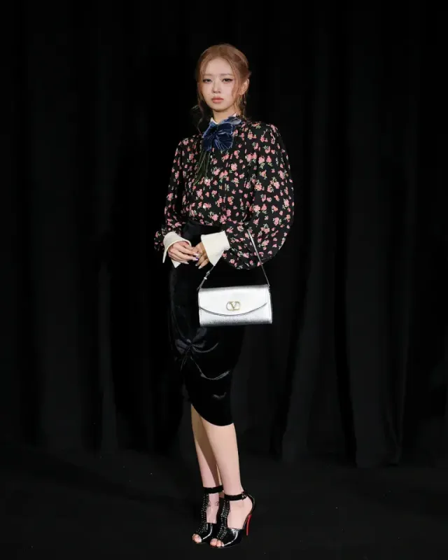  /사진=아이브 레이X리즈, 파리 오트 쿠튀르 장악…발렌티노 앰버서더의 