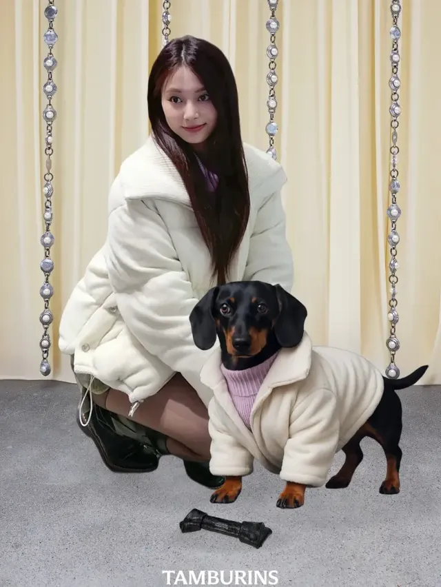 아이보리 푸퍼 & 펫 시밀러 룩 | 반려견과 톤온톤으로 맞춘 코디로 세련된 겨울 아우터 스타일링을 제안하는 쯔위 /사진=쯔위 인스타그램
