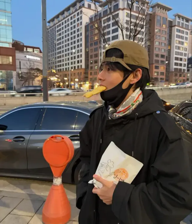  /사진=BTS 뷔, 겨울 일상 