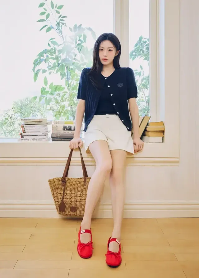 /사진=고윤정·강민 화보로 미리 보는 2026 봄여름 패션 키워드