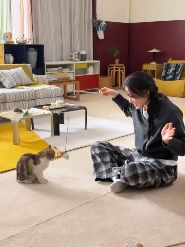 체크 파자마 팬츠 | 편안한 실루엣과 클래식한 패턴으로 완성한 내추럴 무드 /사진=김연아 인스타그램