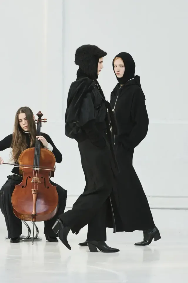 /사진=데무, 2026 F/W 파리 컬렉션 