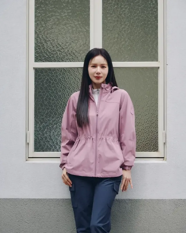 /사진=마운티아, 26SS ‘감성 컴포트 웨어’ 봄 화보 공개