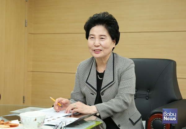 김영옥 어린이집안전공제회 이사장은 내년 6월 임기를 마치기 전까지 직원 역량강화에 좀 더 힘을 쏟고 싶다고 말했다. 이효상 기자 ⓒ베이비뉴스