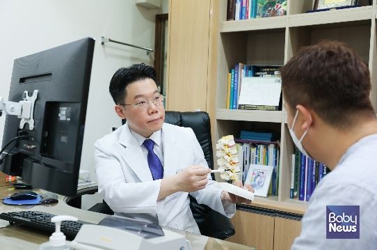 도움말=전성배 산본척척통증의학과 대표원장. ⓒ산본척척통증의학과