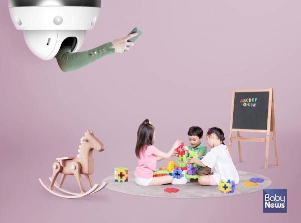 어린이집 CCTV 즉시 열람 기준이 올해부터 달라진다. 기존에는 '의사 소견서를 제출하거나' 혹은 '관계 공무원이 동행하거나' 두 가지 경우 중 한 가지를 충족하면 됐지만 앞으론 '의사소견서를 제출하고 관계공무원이 동행'해야 즉시 열람할 수 있다.&nbsp;ⓒ베이비뉴스