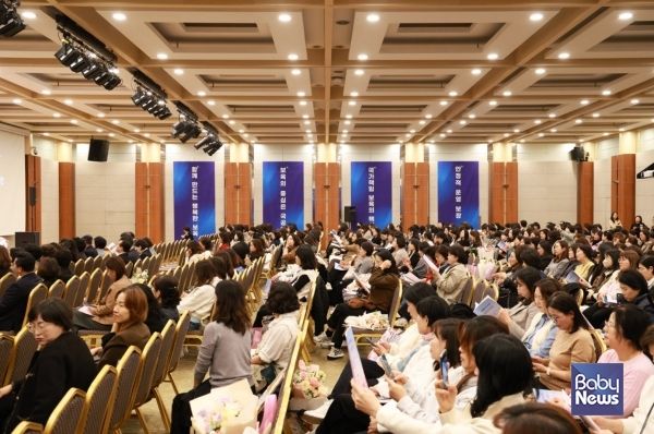 전국국공립 보육인대회는 공교육·보육의 전문성과 공공성을 강화하고, 영유아의 행복한 성장을 위한 국가적 책임을 함께 모색하는 뜻깊은 자리로 평가받고 있다. ⓒ전국국공립어린이집연합회