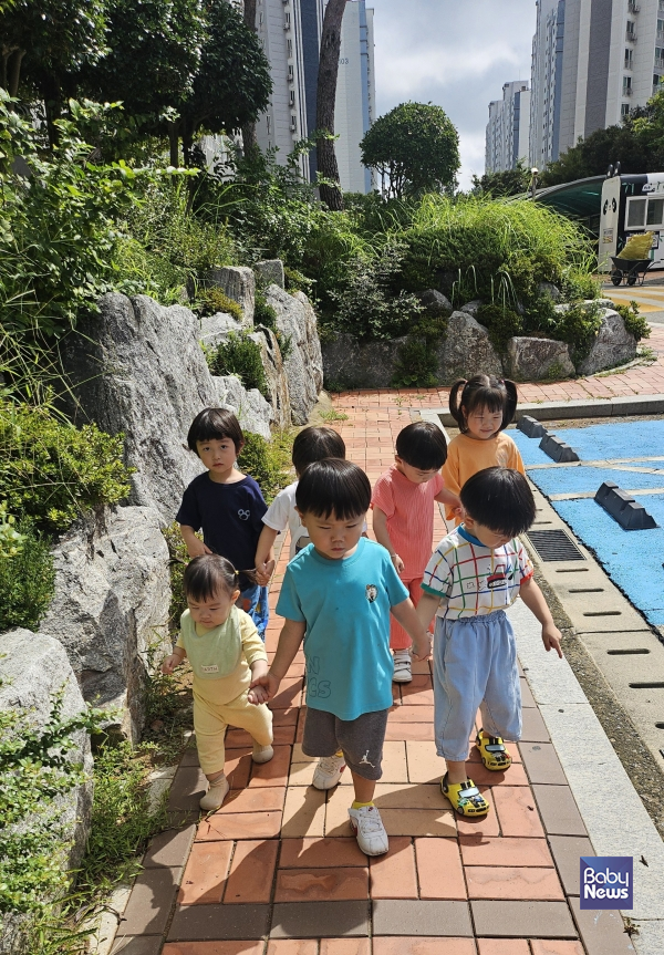 어린이집에서의 안전관리는 단순히 사고를 예방하는 차원을 넘어, 한 아이의 발달과 삶의 기반을 지키는 필수 요소로 자리 잡아야 한다. ⓒ한국가정어린이집연합회