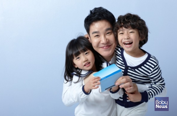 보험은 위험을 대비하는 상품인 만큼 나이가 어릴수록 보험료가 저렴하다. ⓒ베이비뉴스