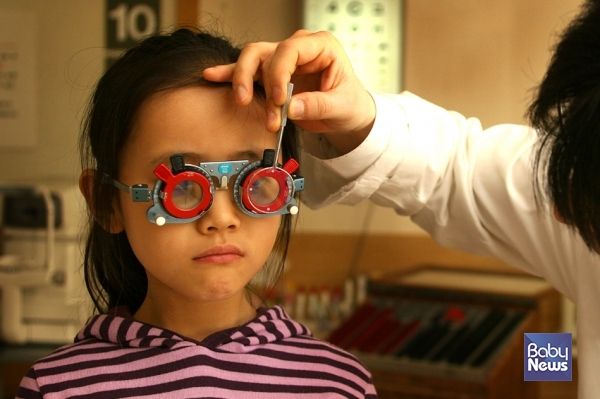 어린이의 시력 저하는 조기에 발견해 적절한 치료를 받는 것이 무엇보다 중요하다. ⓒ일산백병원