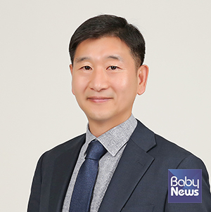 신혼부부의 행복한 삶을 지원하는 역할을 하고 있는 칼럼니스트 김재언. ⓒ김재언