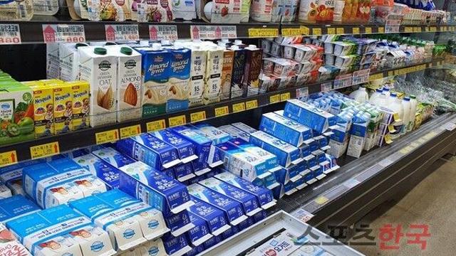 원유값 내년부터 49원↑…카페 자영업자 인상 최소화해야