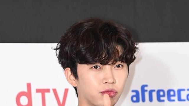 임영웅, 불참해도 인기상·본상 2관왕 위력 건행 32회 서가대