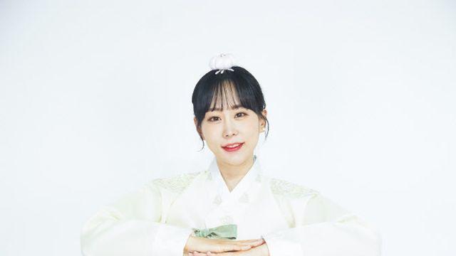 김의영, 한복 입고 설 인사 행운·평안 가득하시길