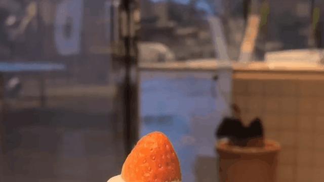 다이어트해도 까눌레는 먹고싶어, 요즘 핫한 까눌레맛집.