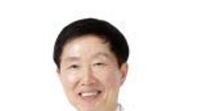 건강어깨 회전근개 통증 방치말아야…인공관절 수술로 보완