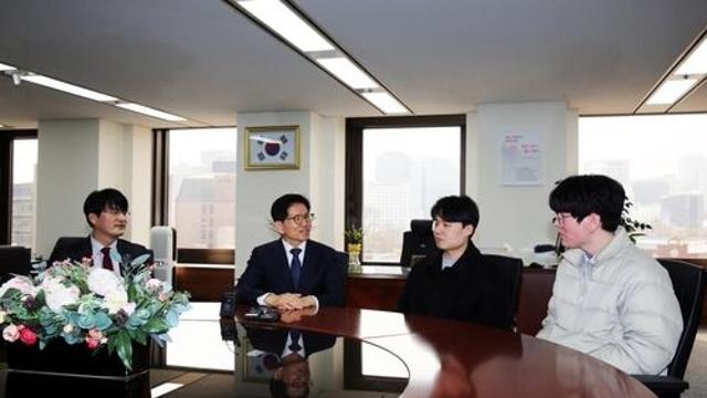 MZ세대 노조 민주노총, 왜 천안함·서해공무원은 언급 안하나