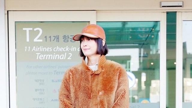 세련된 공항패션 원한다면 이나영처럼