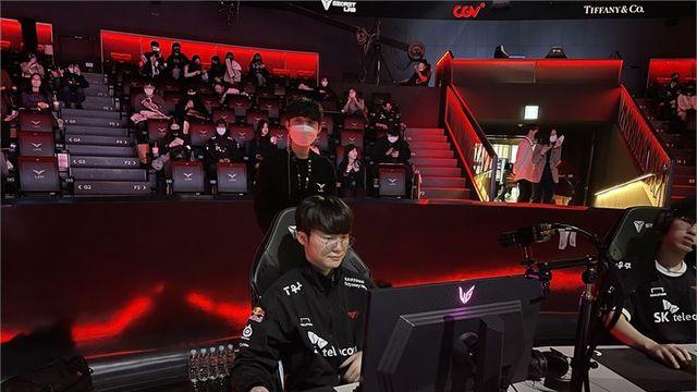 LCK 모래 폭풍 잠재운 T1 …1R 단독 1위 달성