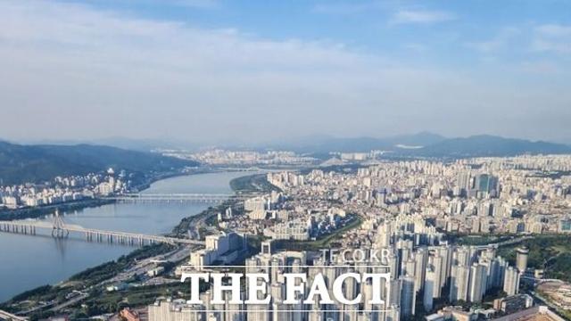 규제완화에 재건축 아파트값 꿈틀…가격 반등은 시기상조