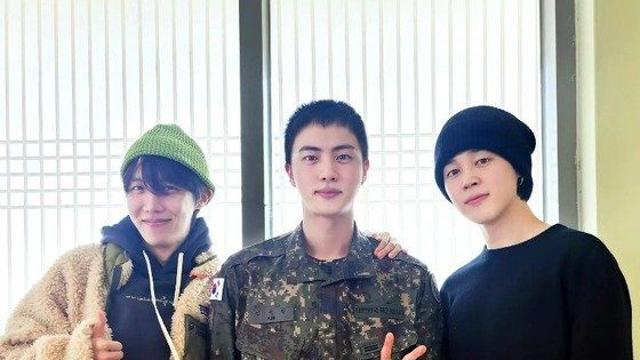 BTS 진, 군 입대 후 근황… 밤톨머리에 뽀얀 피부 눈길