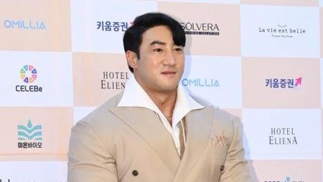 징맨 황철순, 아내 무차별 폭행자작극…지인 이간질 때문 전문