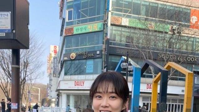 43세 장나라, 반려견과 함께 한 일상…누가 더 귀여운지 모르겠네