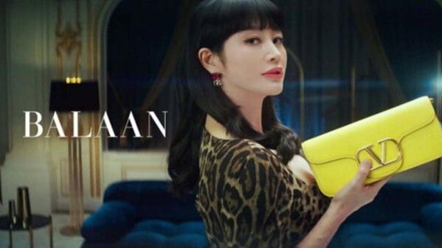가품 논란 이후 주춤하는 머·트·잇…유통 공룡은 승승장구