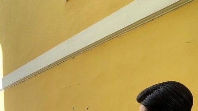 아이유 뒤로 박서준 빼꼼…♥ 드림 촬영현장 보니… 즐거운 박서준