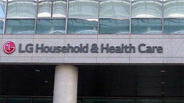 한때 황제주 LG생건, 실적‧이미지 악화일로…주가 부양책도 묘연