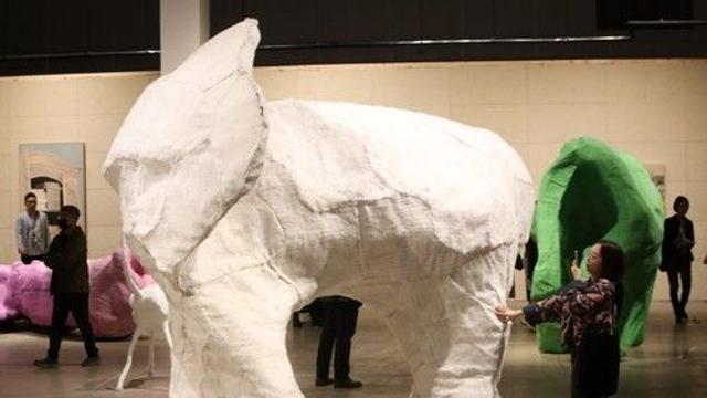 편견과 결핍에 대한 시각, 코 없는 코끼리로 표현했어요