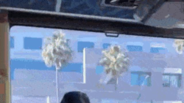 이슈 
				버스에서 혼자앉고 싶을때 꿀팁			.jpg