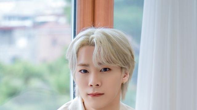 故문빈 발인·장지 비공개…판타지오 마지막 가는길 아름답게