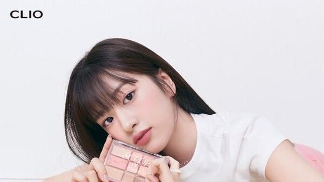 아이브 안유진, 크롭티로 내뿜은 싱그러움 화보