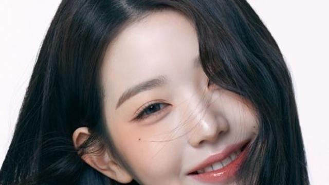 장원영 화보, 독보적 4세대 여신…봄의 여신 강림