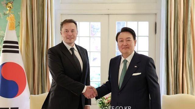 尹, 머스크 테슬라 CEO 접견…한국, 기가팩토리 최고 효율 국가