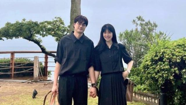 배다해♥이장원, 올블랙 커플룩 입고 연인같은 모습으로 투샷 공개