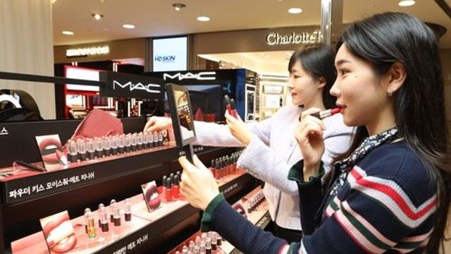 마스크 없는 5월…부산 유통업계, 고객 마케팅 총력