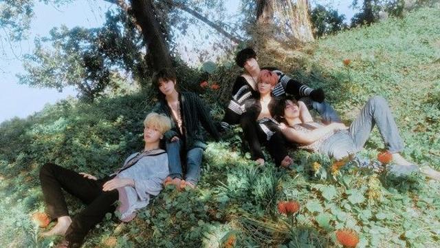 투모로우바이투게더 미니 5집, 美 빌보드 월드 앨범 차트서 13주 연속 톱 5