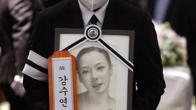 여전히 그리운 이름…사라지지 않는 별로 영원히 故강수연 1주기①