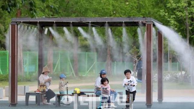 한낮 기온 30도 내외…미세먼지 ‘보통’ 수준오늘날씨