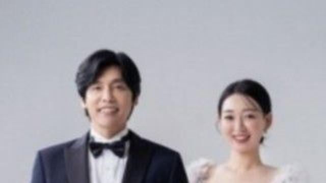 최성국, 54세 늦둥이 아빠된다…24세 연하 아내 임신