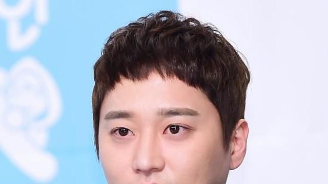 허정민, 10년 전 캐스팅 갑질 폭로…뒷덜미 잡고 골방 끌고 가 전문