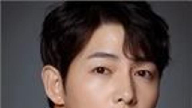 뉴스숏 송중기, 아내 고향 로마에서 득남…결혼 발표 5개월 만