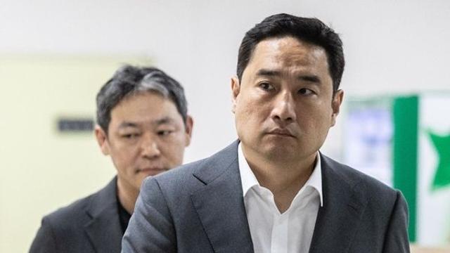 변호사 강용석과 불륜 관계였던 도도맘, 재판에서 증언한 내용
