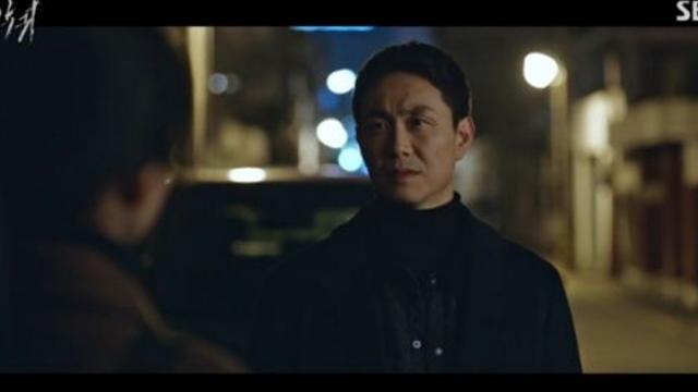 악귀 김태리, 자살나무 찾는 오정세에 악귀 없애는 게 더 중요해 독설