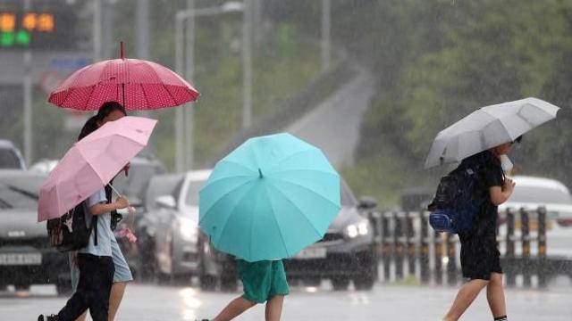 주간 날씨 내일까지 폭염…45일 전국 물폭탄